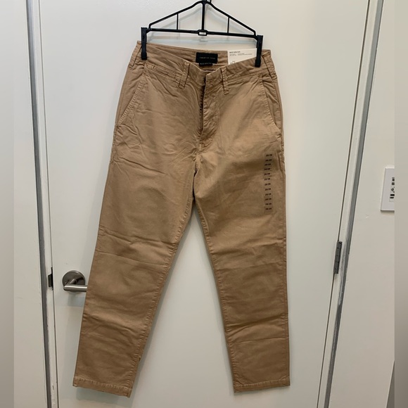 American Eagle Men’s Slim/Straight Khakis - NWT 28/28 - Picture 3 of 11